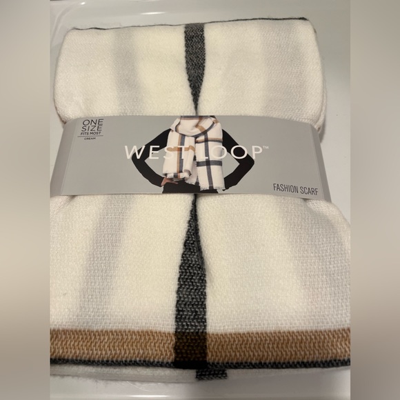 West Loop Fashion Scarf - Picture 1 of 2